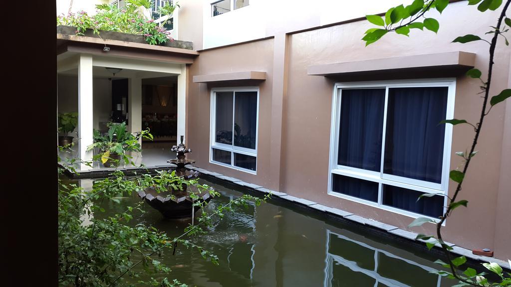Jhoanie Hotel Tomohon Eksteriør bilde
