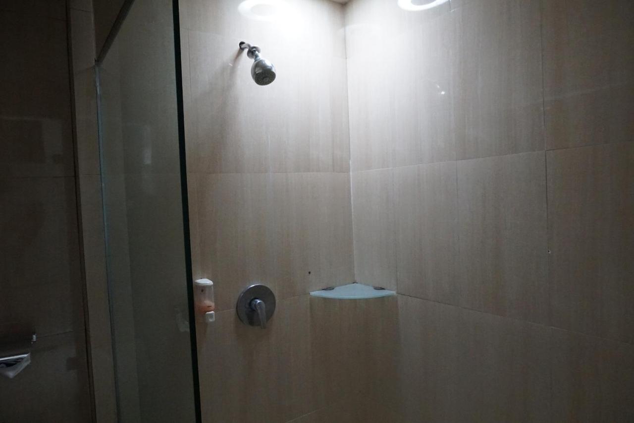 Jhoanie Hotel Tomohon Eksteriør bilde
